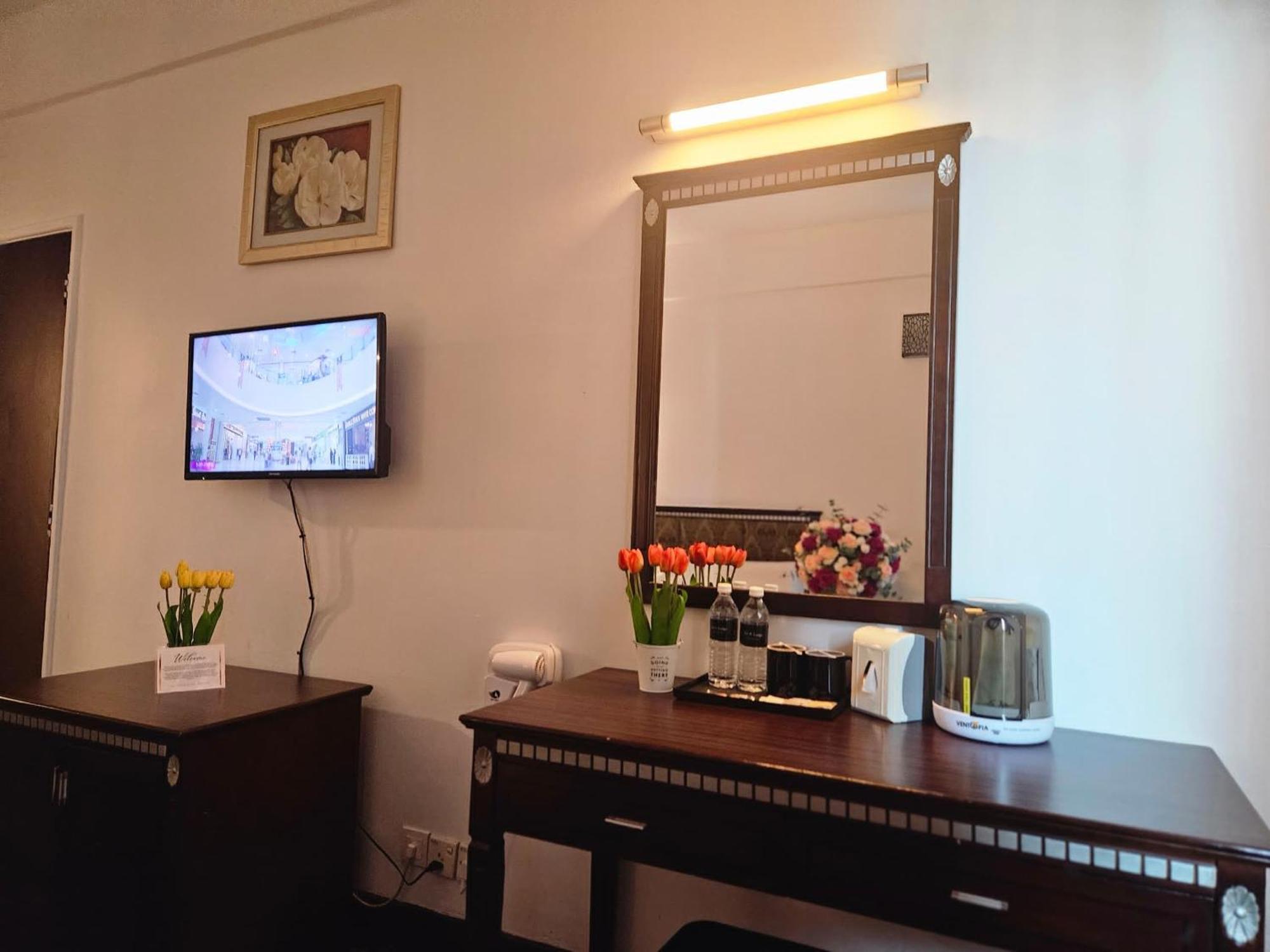 Go Lodge Hotel 关丹 外观 照片